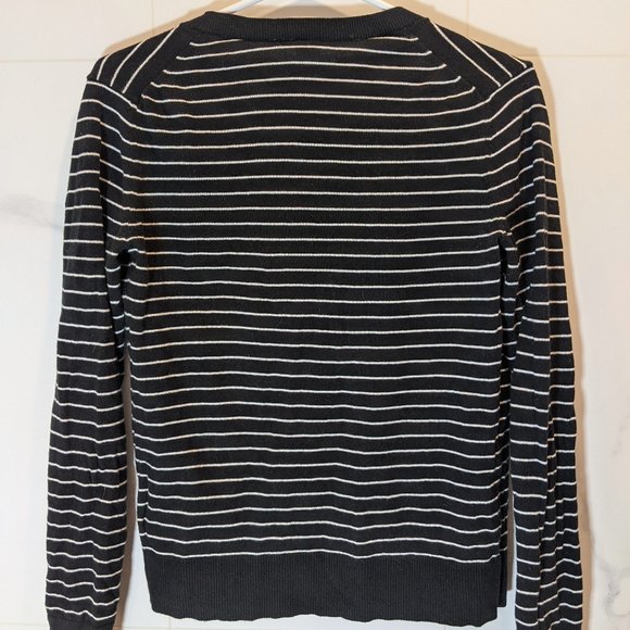 ❗LAST CHANCE❗GAP Button-up Striped Cardigan - Picture 2 of 6